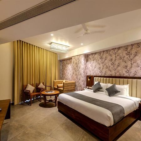 Sundex Hotel 坦贾武尔 外观 照片