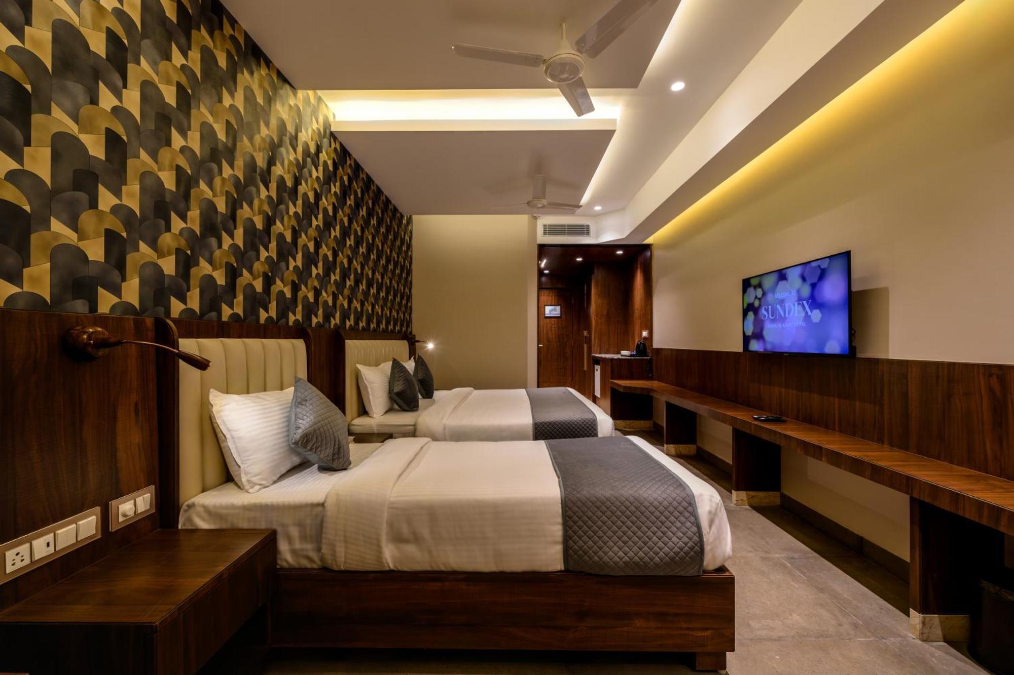 Sundex Hotel 坦贾武尔 外观 照片